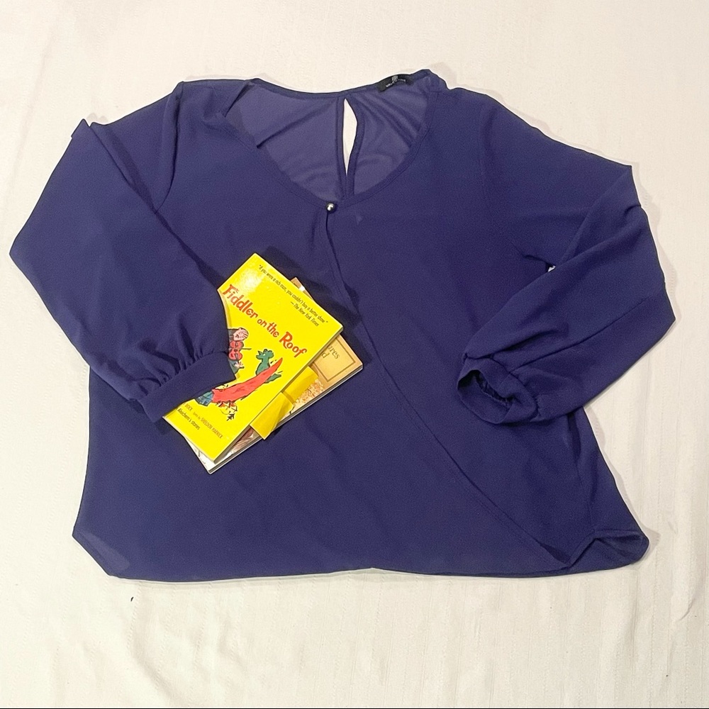 Valentine slightly sheer blouse